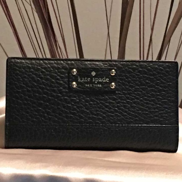 kate spade Handbags - Kate Spade Leather Wallet